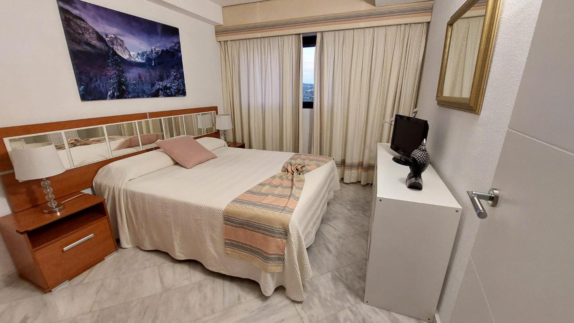 Coblanca 27 - Playa De Poniente Appartement Benidorm Buitenkant foto